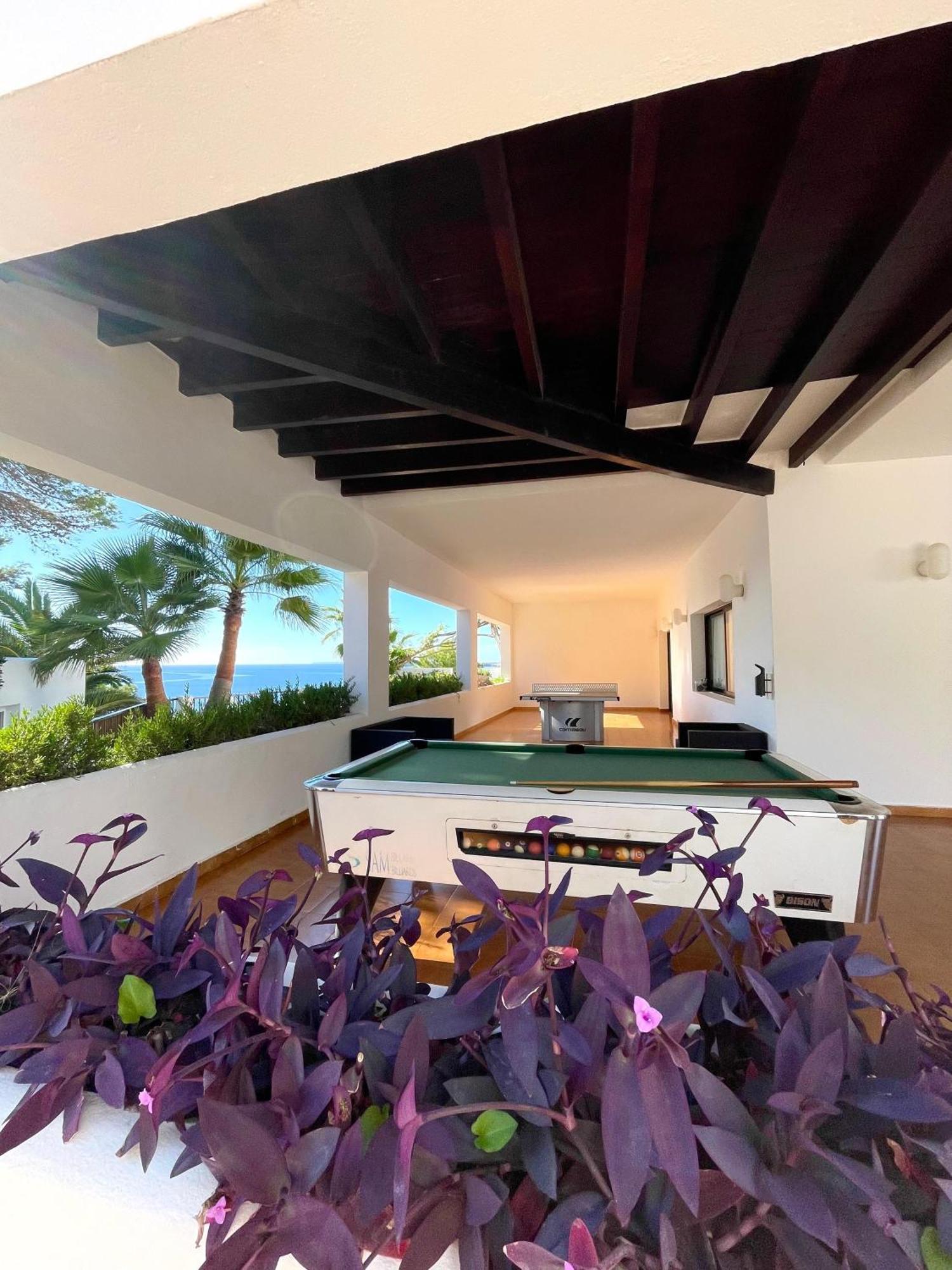 Apartamentos Club Cala Azul Sant Carles de Peralta Exteriér fotografie